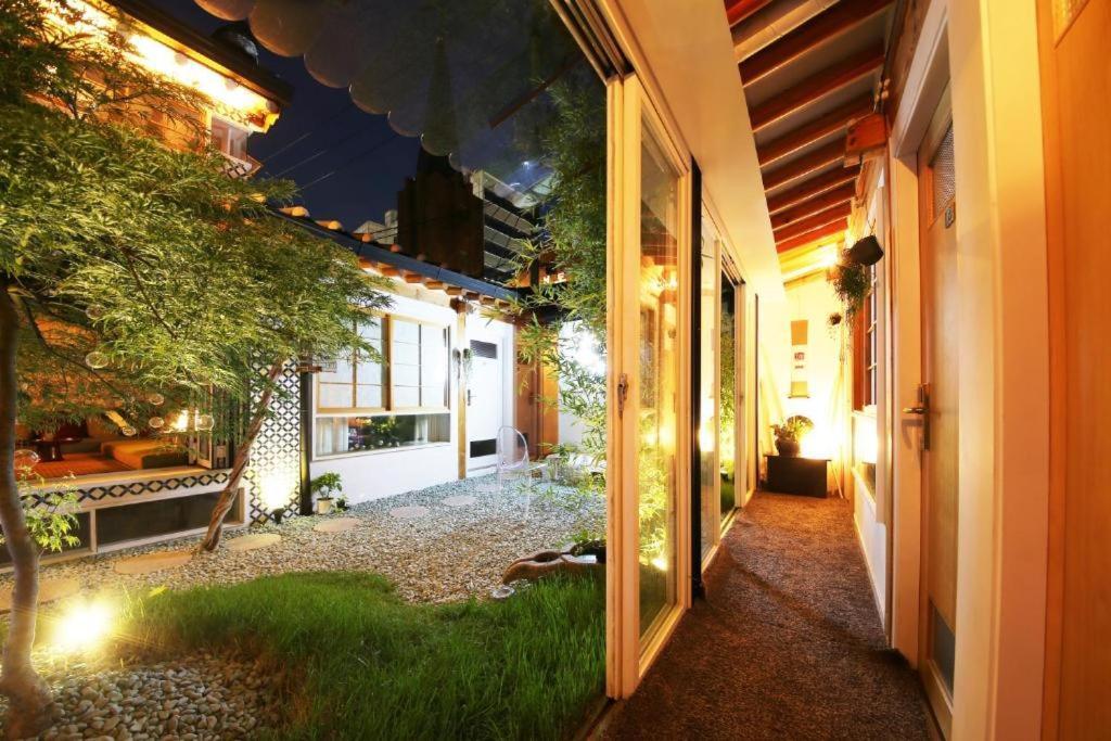 'Hanok Hanok' Boutique Stay Seoul - 2Min From Gyeongbokgung Palace Station Exterior photo