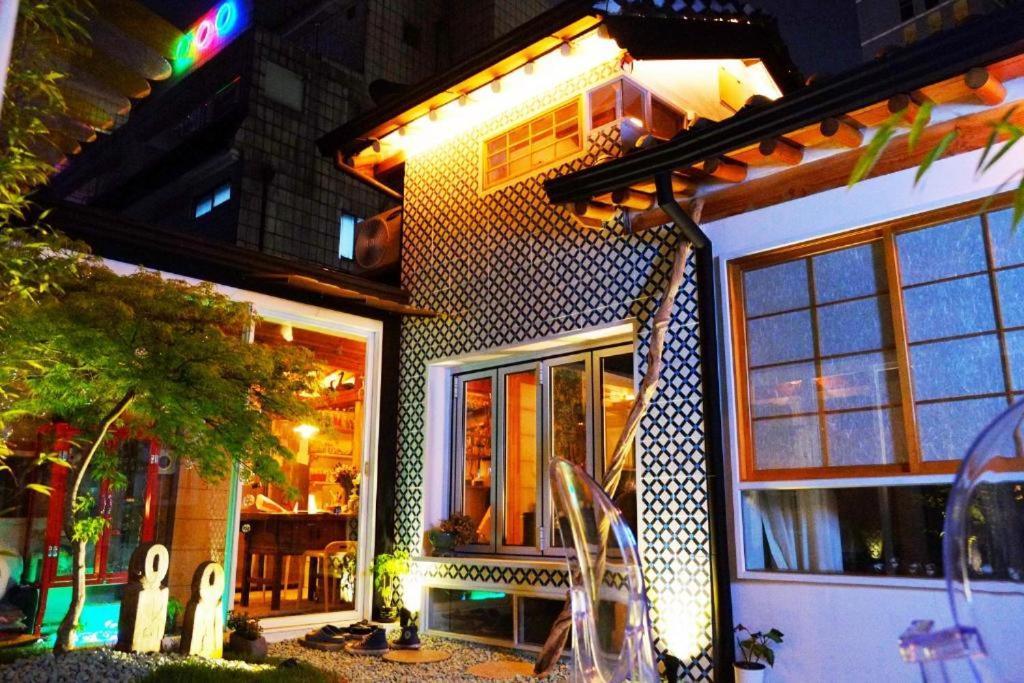 'Hanok Hanok' Boutique Stay Seoul - 2Min From Gyeongbokgung Palace Station Exterior photo